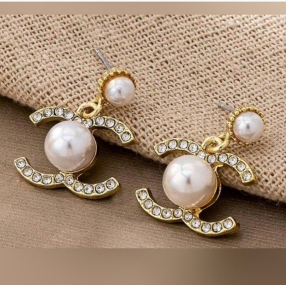 Chanel Style Earrings - Picture 2 of 6